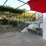 With A Parking Space Tugare, Omis - 14320